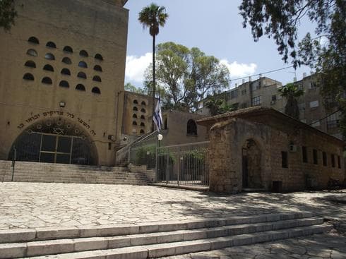 מוזיאון החאן ובית הכנסת הגדול (צילום: לירן טטרו)