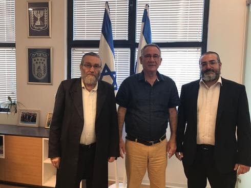 מימין: צדיקוב, פדלון וגפני בפגישת הפיוס | צילום: פרטי