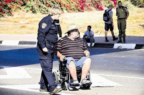 הפגנת הנכים. צילום: קובי קואנקס