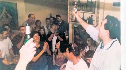 חוגג ב'מומנט'. צילום: מהפייסבוק
