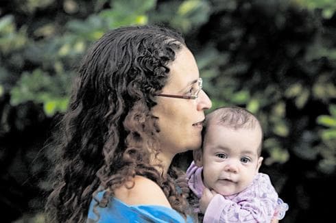 טל אוני והבת אפק. צילום: אבי מועלם