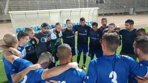 לזרוס חולון | פייסבוק רשמי