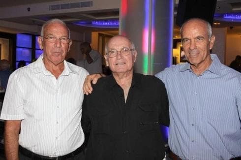 האחים לבית ויסוקר. מימין: איציק, יעקב ויוסי. צילום: באדיבות ניסים קלדרון