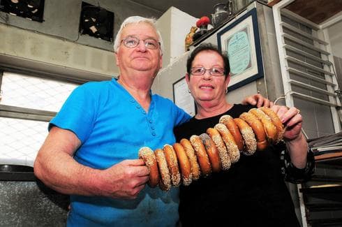 "מעכשיו נכין קצת בבית, רק בשבילנו". שושי מוספי. צילוםL נחום סגל "מעכשיו נכין קצת בבית, רק בשבילנו". שושי מוספי. צילוםL נחום סגל