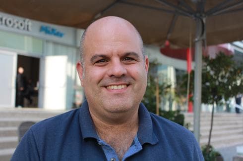 שי גולוב. האם התפקיד של האוהדים זה רק לעודד או לקלל? |צילום: אריאל ימיני