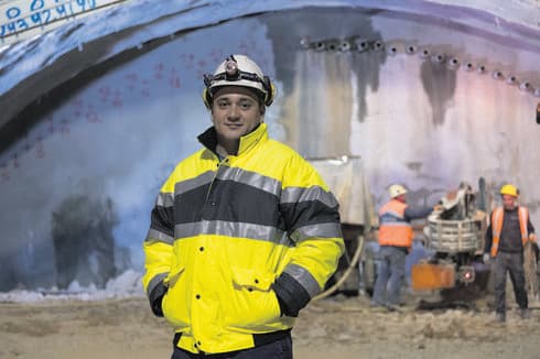 המהנדס הטורקי סנאר. צילום: יואב דודקביץ'