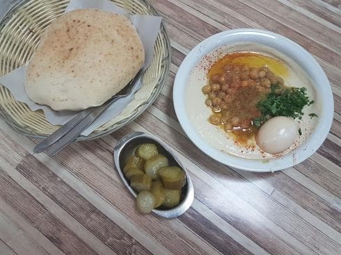חומוס בהדונס | צילום: רועי רובינשטיין