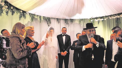 מור ממן, חתונה, פרטי