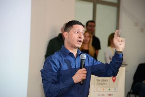 רובי דנילוביץ', הרצל יוסף