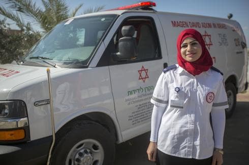 נהגת האמבולנס הבדואית הראשונה, וורוד אבו עאבד. דוברות מד"א