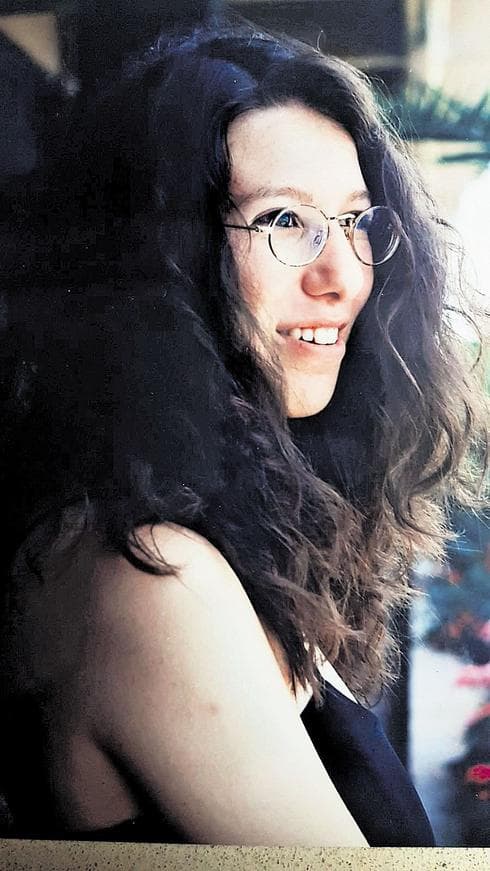 קרן אהרנוביץ', לפני ההתקרחות. צילום פרטי
