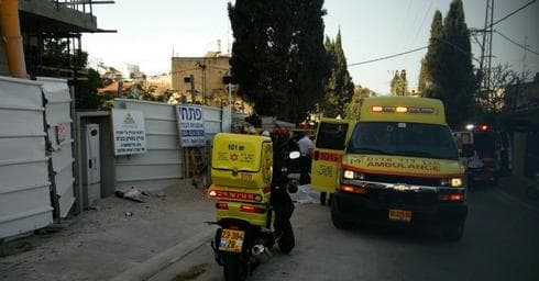 אתר הבנייה ממנו נפל הפועל ברחוב ארלוזורוב |צילום תיעוד מבצעי מדא