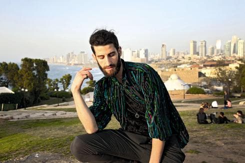 עדי נח בגן הפסגה ביפו. צילום: ריאן