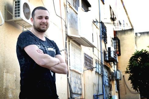 אליה רוזיליו. הגיטרה שינתה הכל |צילום קובי קואנקס אליה רוזיליו. הגיטרה שינתה הכל |צילום קובי קואנקס