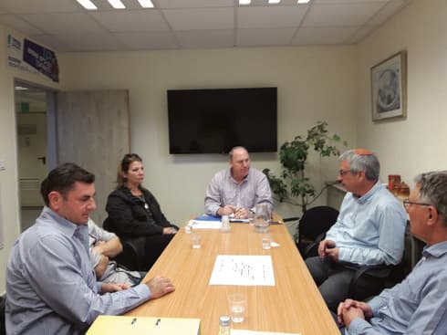 בוקר. איש ניהול (צילום: אלבום פרטי)