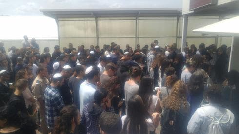לוויתה של מעיין ברהום ז"ל. צילום: ינון בן דוד