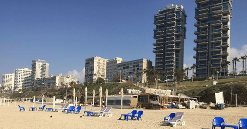 חוף בת ים | צילום באדיבות חמוטל כהן