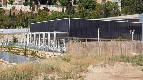 הבריכה במרכז הקהילתי בארמון הנציב. צילום: ליהי שי שקלרניק