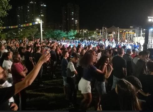 מופע חגיגות העלייה של הפועל חדרה (צילום: דותן סימון)