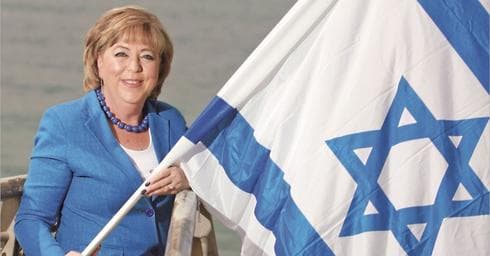 פיירברג-איכר. "נפלה בידי הזכות להיות ראש העירייה של העיר האהובה עליי" | צילום: אסף פרידמן פיירברג-איכר. "נפלה בידי הזכות להיות ראש העירייה של העיר האהובה עליי" | צילום: אסף פרידמן