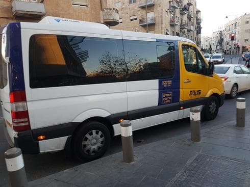 מונית שירות. צילום: אדווה חולי מונית שירות. צילום: אדווה חולי