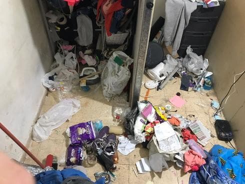 הזוהמה בדירה. צילום: לירן תמרי