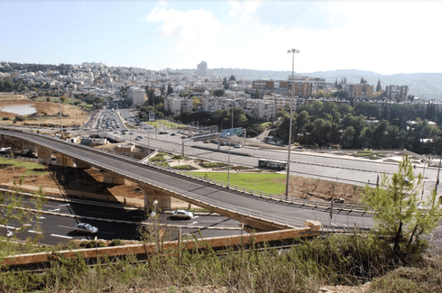 כביש בגין. צילום: שלומי כהן כביש בגין. צילום: שלומי כהן