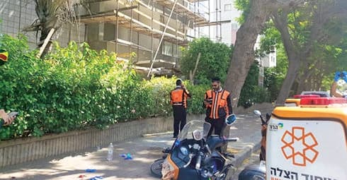 זירת האירוע ברחוב אצ"ל, חולון | צילום: דוברות איחוד הצלה