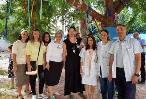 עץ המוצצים בנתניה | צילום: באדיבות כללית מחוז שומרון עץ המוצצים בנתניה | צילום: באדיבות כללית מחוז שומרון