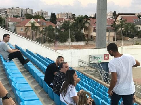 גם איתי שכטר,  הגיע ללוד ועודד את חברו הטוב מסאי דגו