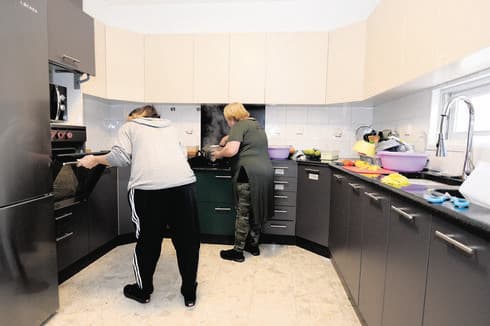 בית לחזור אליו | צילום: קובי קואנקס