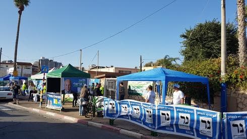 הקלפיות במבצע עזרא | צילום: איתמר רותם