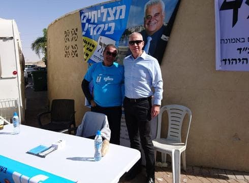 יואב גלנט בדימונה. צילום: איציק אזולאי