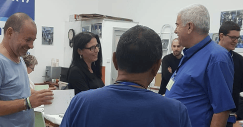 יוסי סדבון נהנה במטה שלו | צילום: אירית גרינברג