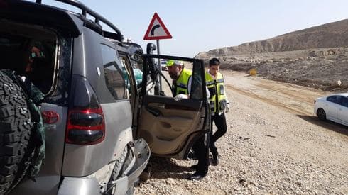 הג'יפ שפגע במשפחת עטר בכביש 90. צילום: דוברות זק"א