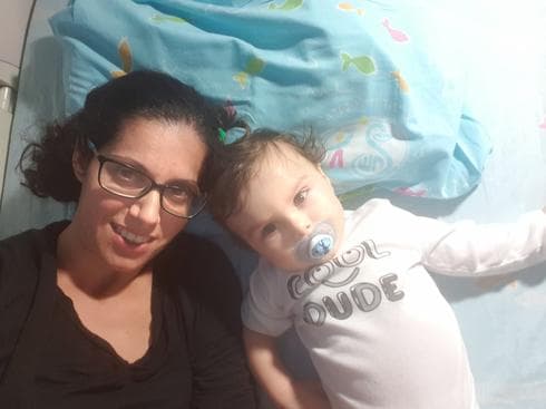 אלון ואמו חופית. לא מתייאשים | צילום מהאלבום המשפחתי