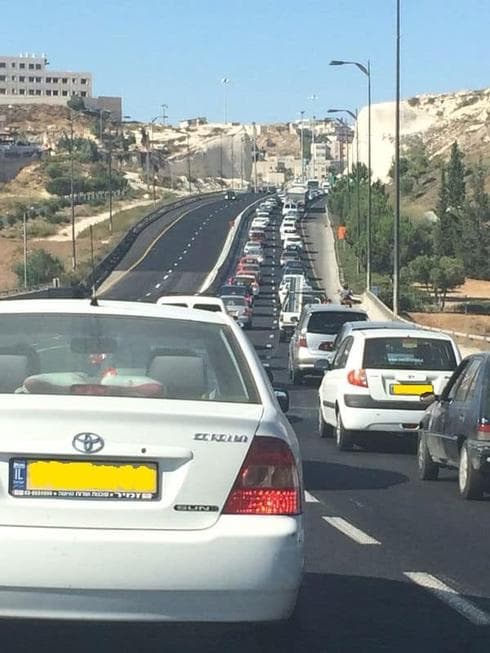 הפקקים בעוזי נרקיס. צילום: שמואל קלדרון