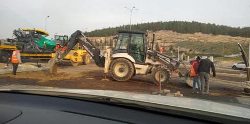 הפקקים בכניסה להר חומה. צילום: דלית גהן