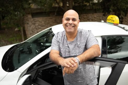 יוסי משה, סיפורים מהמונית. צילום: יואב דודקביץ'