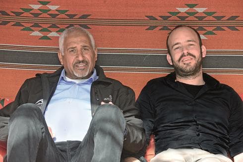 מתן יפה ושחדה אבו סבית'. צילום: הרצל  יוסף