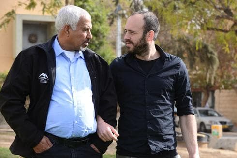 מתן יפה ושחדה אבו סבית'. צילום: הרצל  יוסף