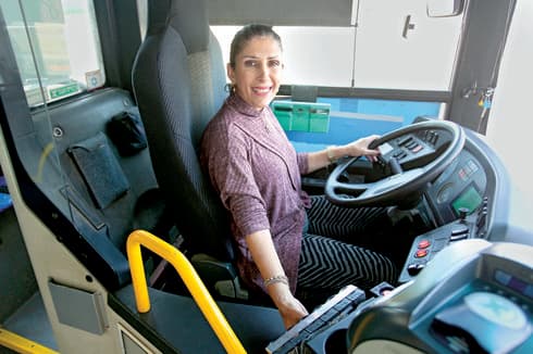 "עור של פיל". יפה יפרח | צילום: אבי מועלם
