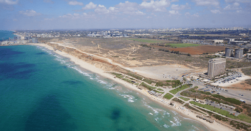 חוף התכלת בהרצליה. צילום: אייזנברג גרופ
