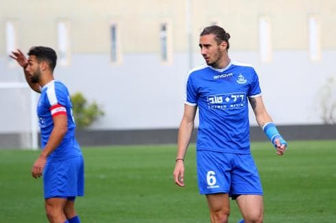 "מרגיש שמשתפר בכל משחק". אבידור. צילום: סער כרמלי "מרגיש שמשתפר בכל משחק". אבידור. צילום: סער כרמלי