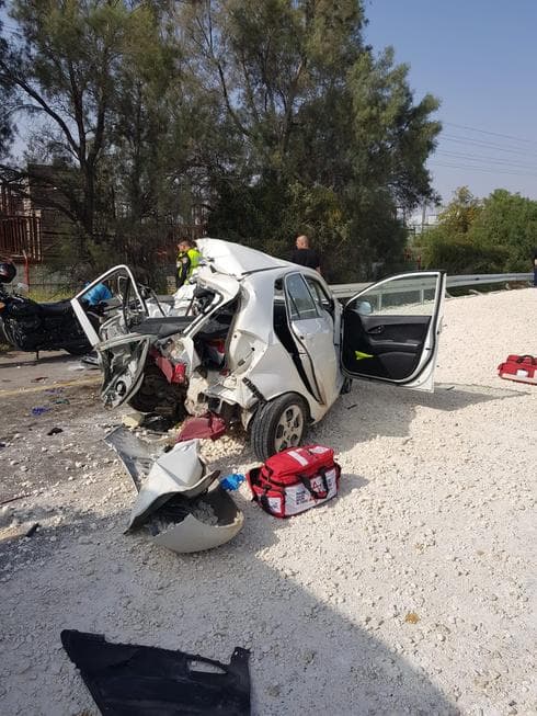 תאונה ליד צומת מבועים כביש 293. צילום: דוברות כבאות והצלה נגב מערבי