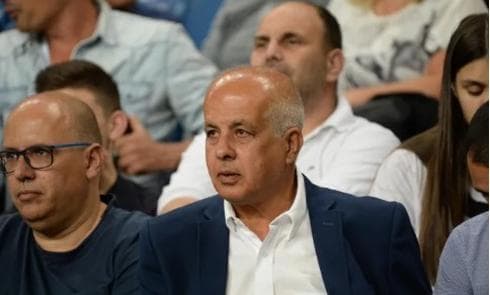 אבי לוזון מבין - מכבי פ"ת ירדה ללאומית. צילום: קובי קואנקס