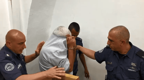 מרדכי מוגזמוף בעת המעצר. צילום: לירן תמרי