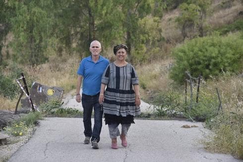 בני הזוג חורי בשביל ישראל (צילומים: שרו צור)