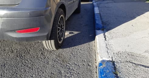 החנייה עוברת מכחול לוורוד | צילום: אדוה חולי