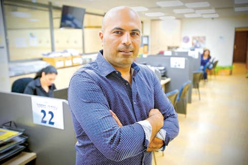 "מה תושב צריך? טיפה יחס". משה כהן | צילום: אבי מועלם